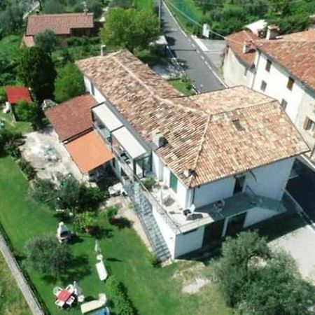Апартаменты Casalorry Тосколано-Мадерно Экстерьер фото